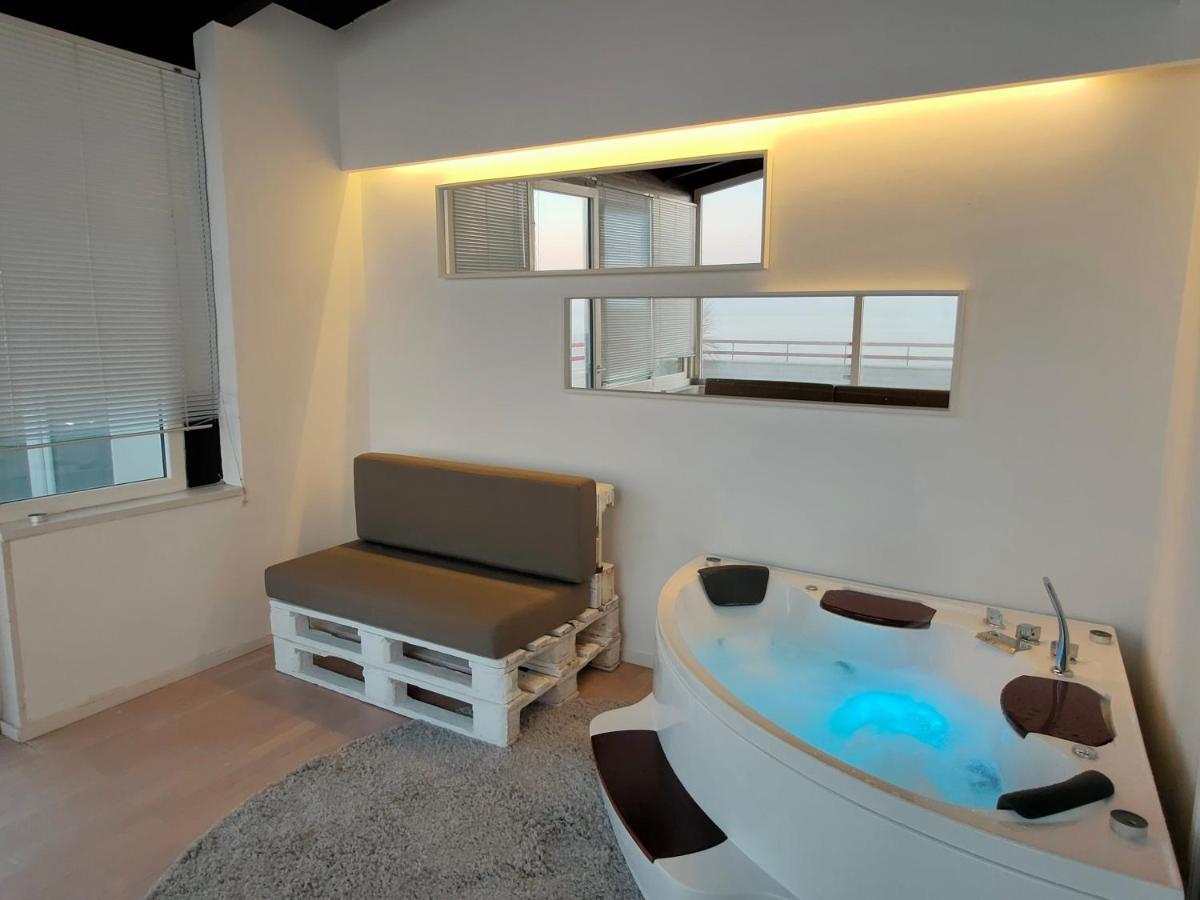 Seafront Suites Bari Exterior foto