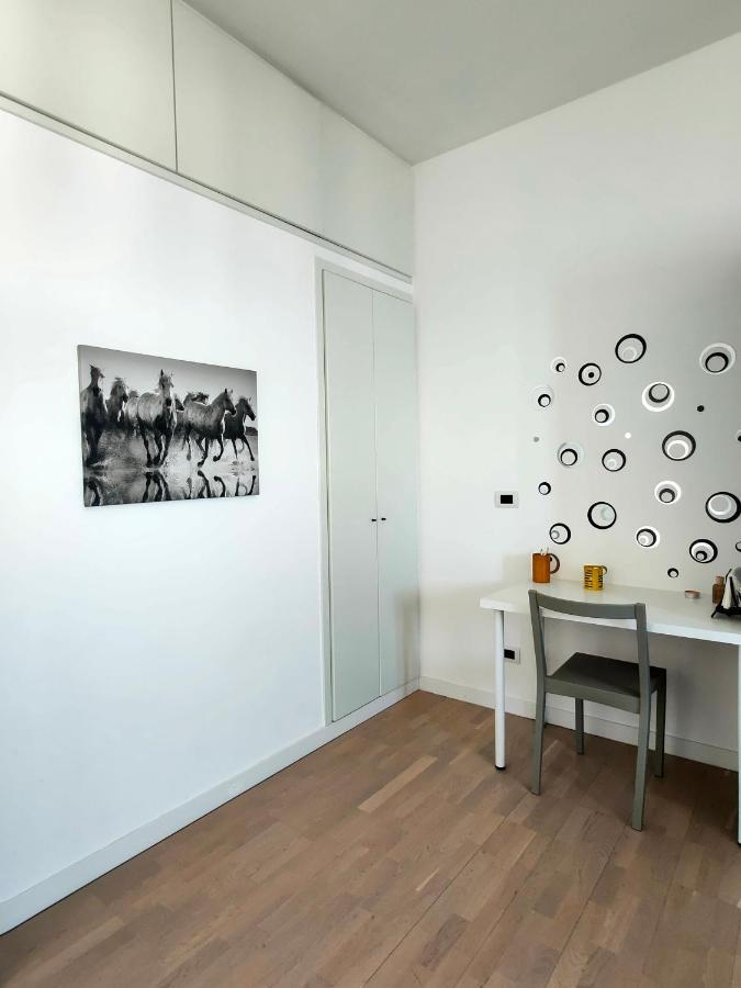 Seafront Suites Bari Exterior foto